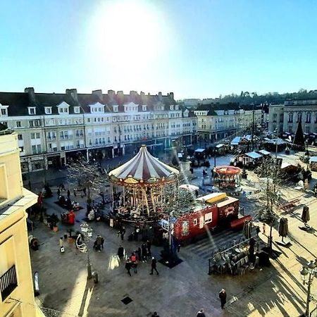 F2 Avec Sauna, Vue D'Exception Place De La Mairie Beauvais Exterior photo